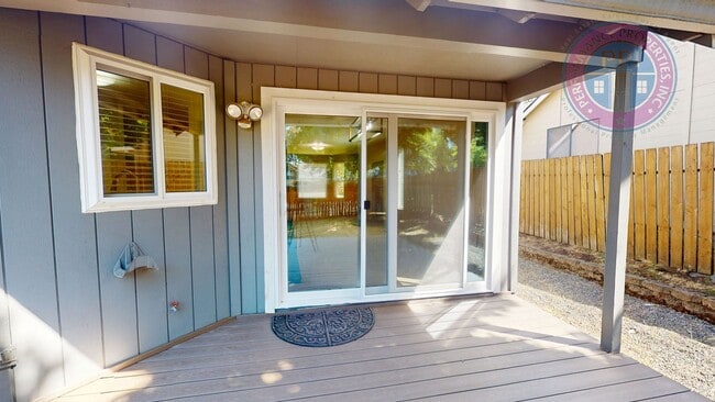 Building Photo - 11665 SW Sheffield Cir