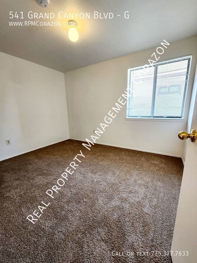 Building Photo - 541 Grand Canyon Blvd
