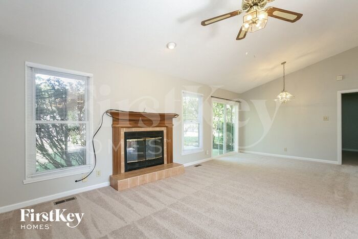 Building Photo - 8548 Appleby Ln