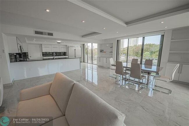 Building Photo - 468 Golden Isles Dr
