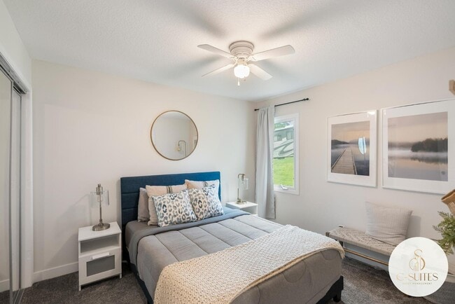 Building Photo - 1709 NW 33rd Pl