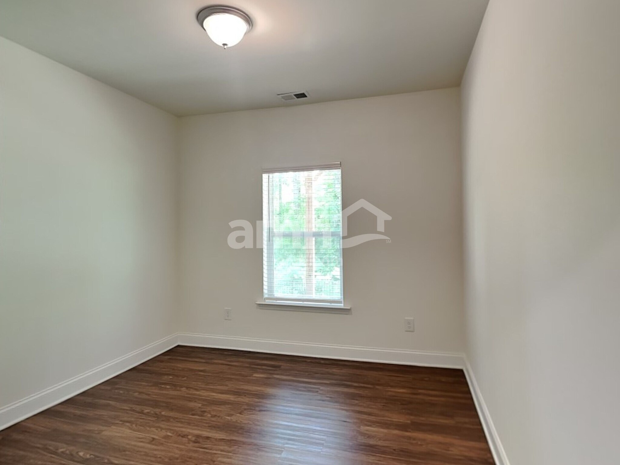 Building Photo - 5125 Canyon Creek Way