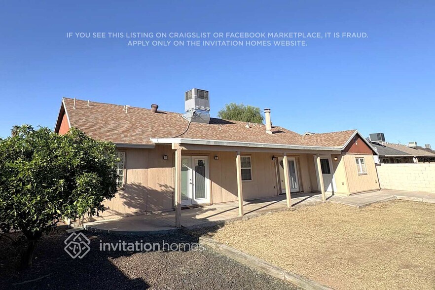 Building Photo - 7125 W Laurel Ln