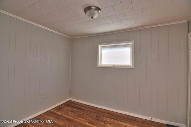 Building Photo - 261 Dana St