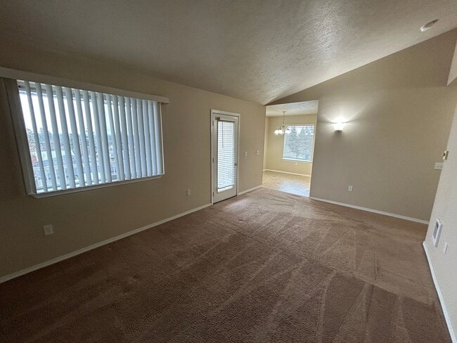 Building Photo - 103-109 5th Street