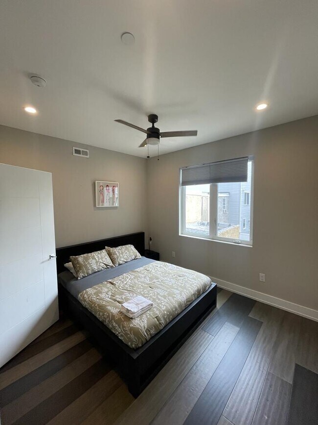 Building Photo - 1209 S 26th St