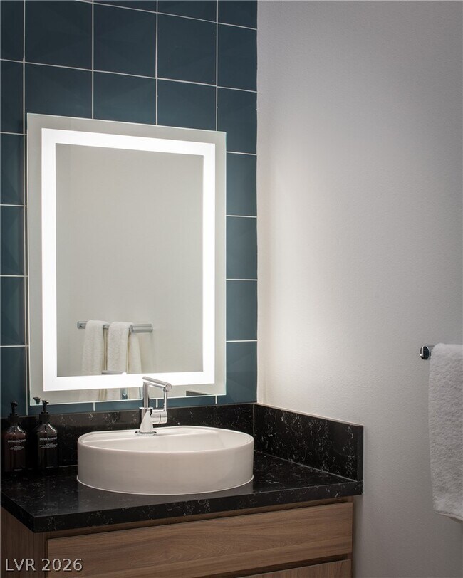 Building Photo - 11055 S Las Vegas Blvd