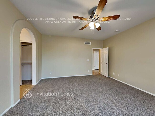 Building Photo - 3519 N 107th Dr