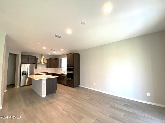 Building Photo - 3544 E Sands Dr