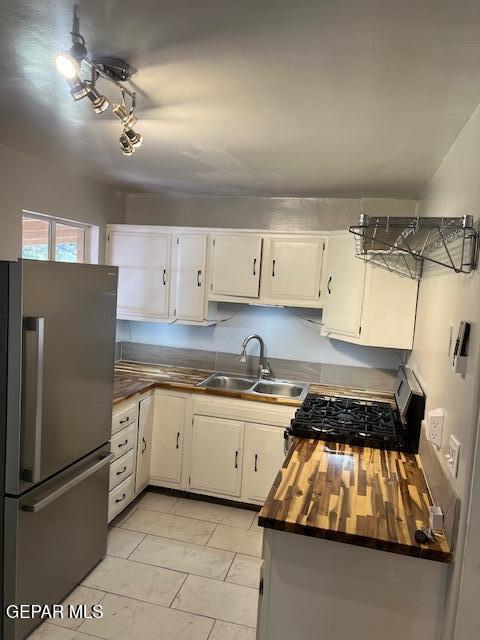 Building Photo - 4521 Cordero Way