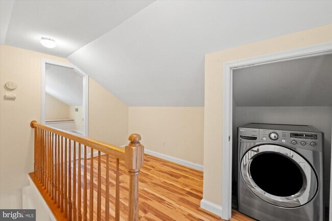 Building Photo - 16 E Braddock Rd