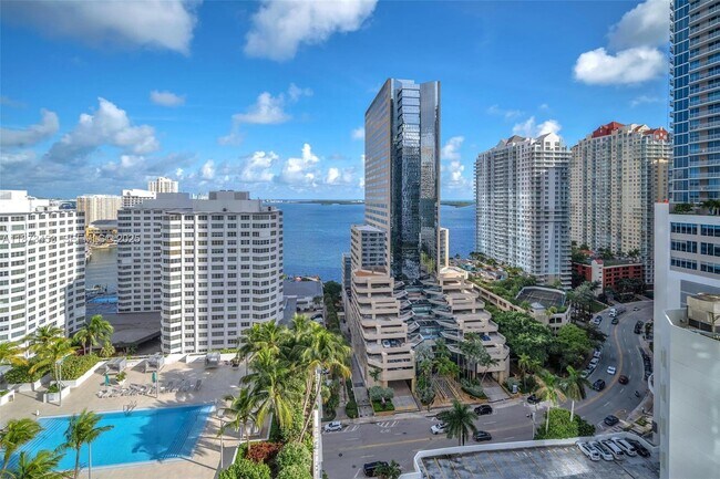 Building Photo - 951 Brickell Ave