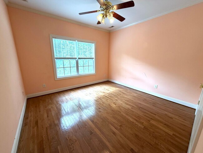 Building Photo - Beautiful Single-Family Home with Finished Basement & Fenced Backyard