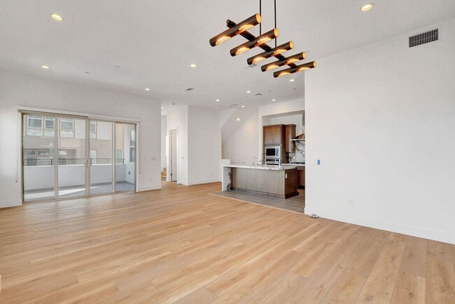 Building Photo - Stunning Luxury Toll Brothers Cordillera 4 bedroom!