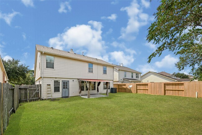 Building Photo - 15822 Kings Cypress Ln