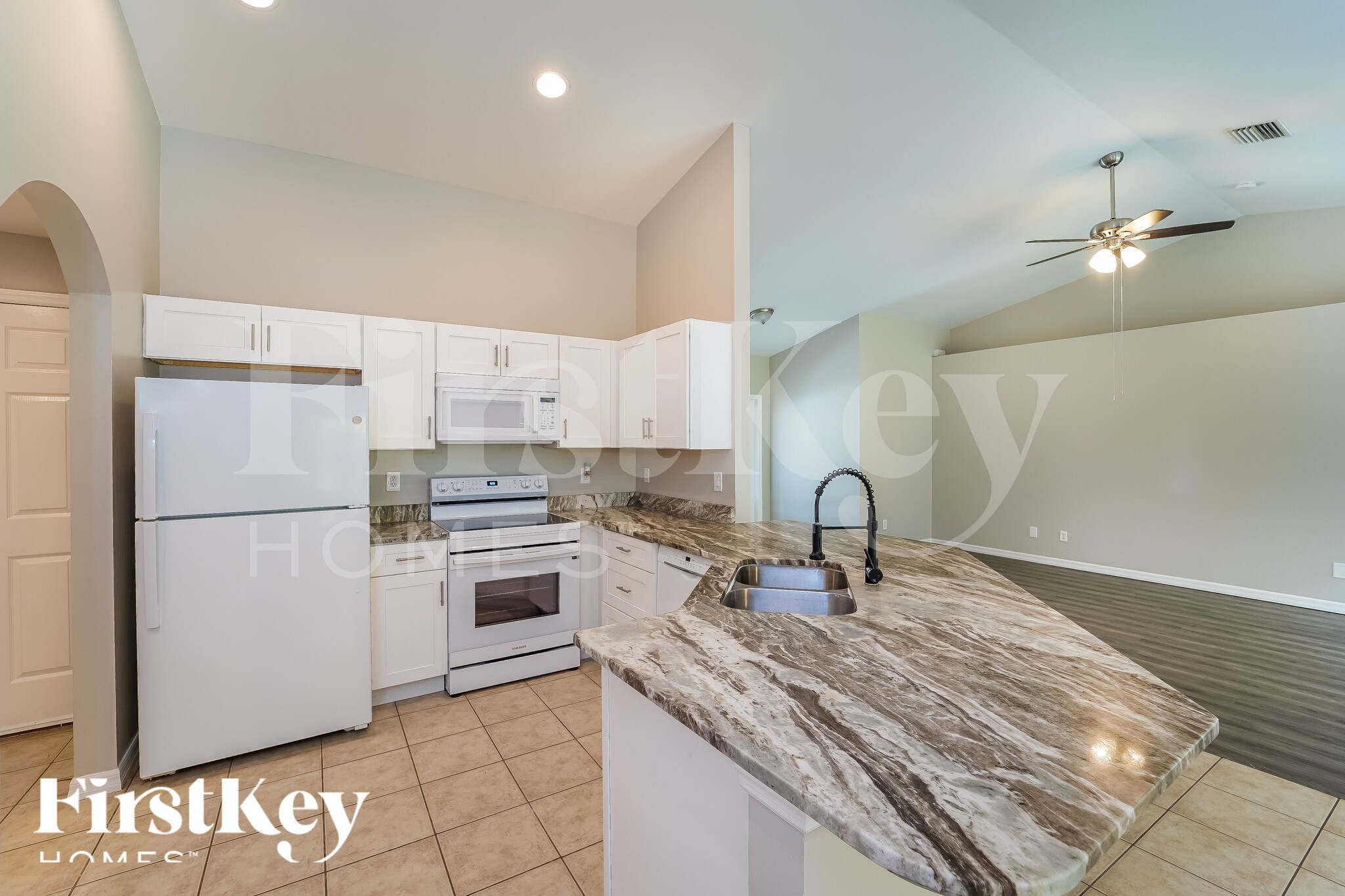 Building Photo - 1570 Waldorf Dr