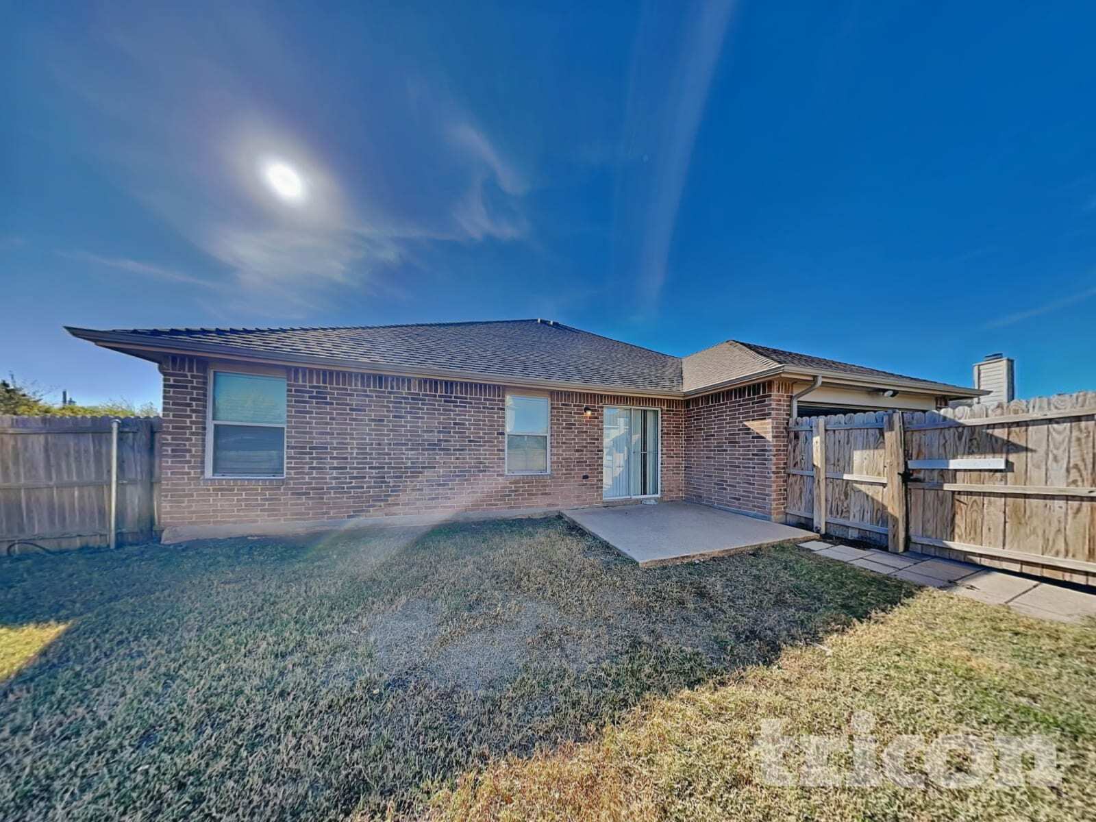 Building Photo - 408 Foliage Cir