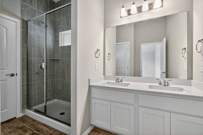 Building Photo - Look & Lease Special - $500 Off First Month - Deposit Free Option - Move in by February 14th  wit...