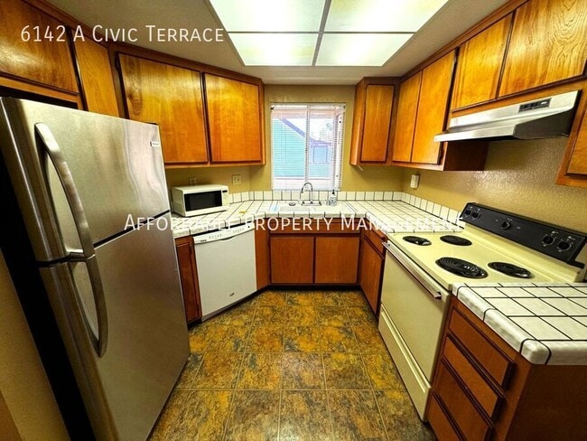 Building Photo - 6142 Civic Terrace Ave