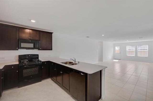 Building Photo - 2625 Kingsman Dr