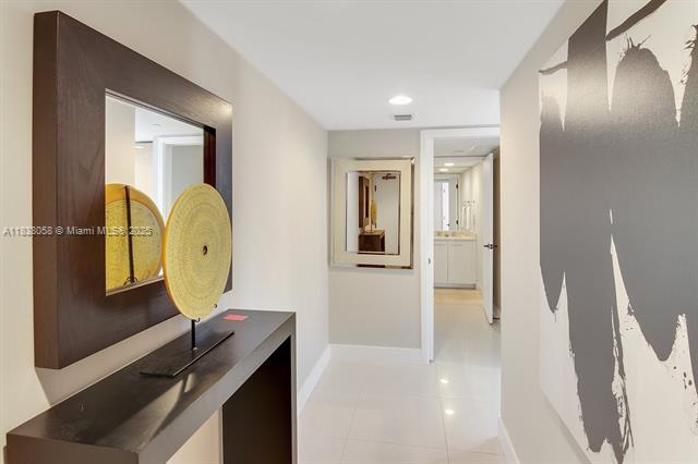 Building Photo - 6801 Collins Ave