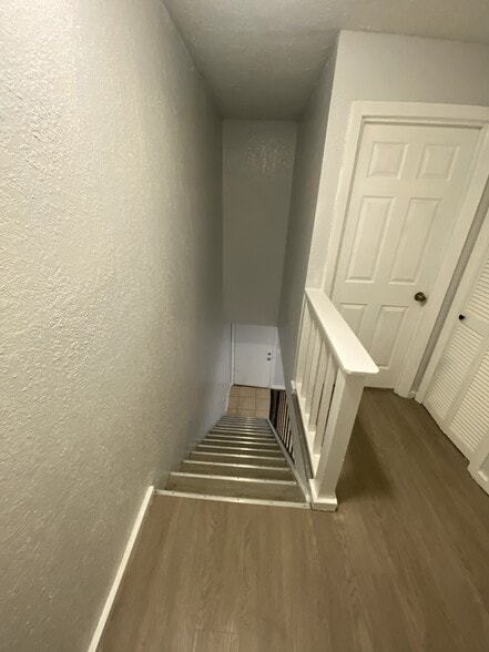 Building Photo - 7901 Montgomery Ave