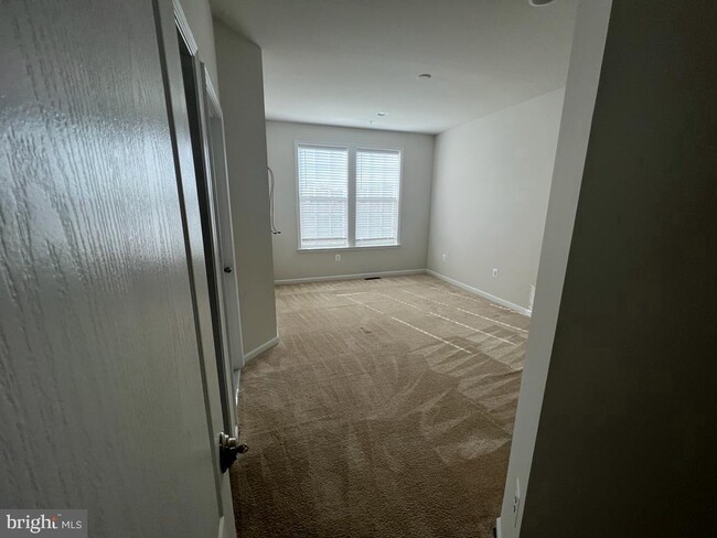 Building Photo - 7515 Van Allen Ln