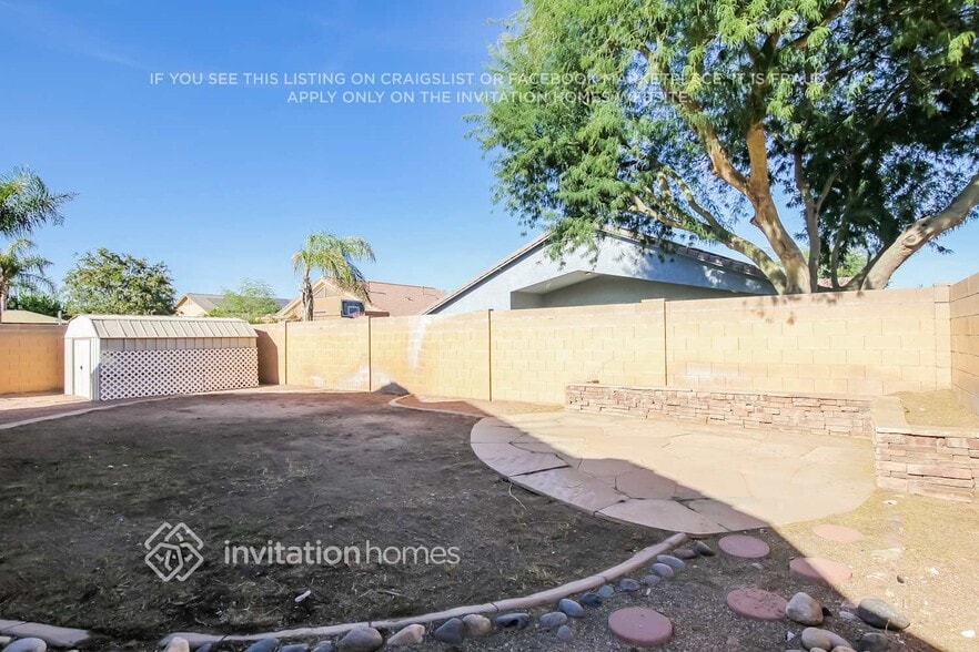 Building Photo - 12842 W Windrose Dr