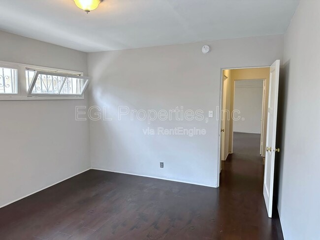 Building Photo - 7941 Blackburn Ave