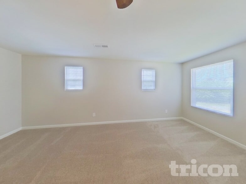 Building Photo - 631 Buckskin Rd