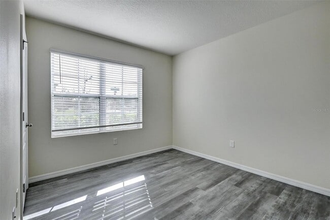 Building Photo - 1466 Mary Belle Ave