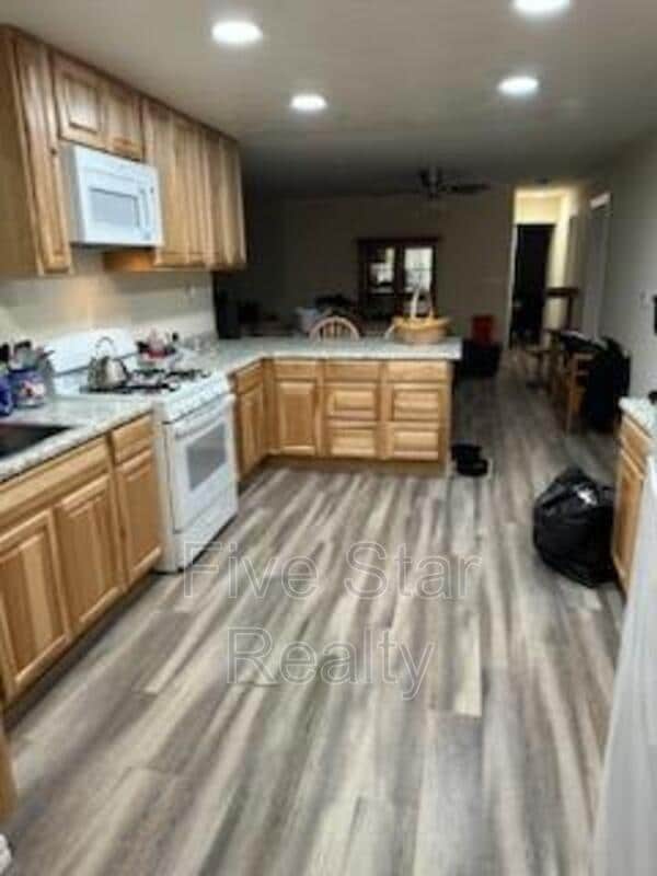 Building Photo - 4279 Fruitland Rd