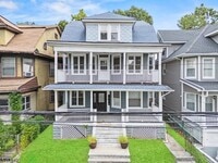 Building Photo - 37 Mapes Ave