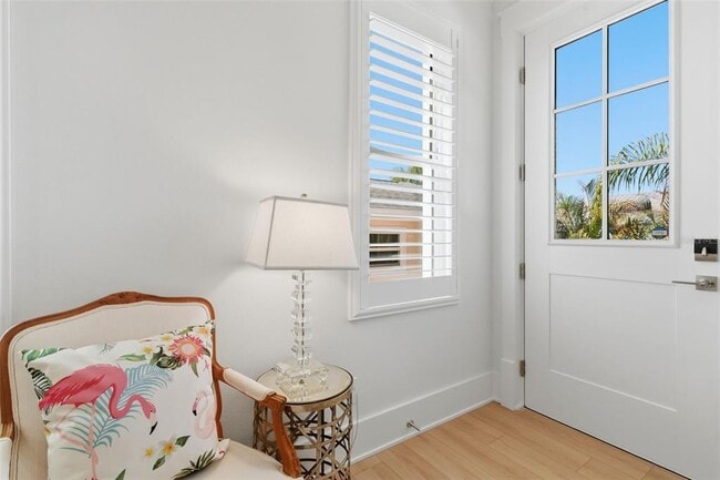 Building Photo - 345 Bailey St