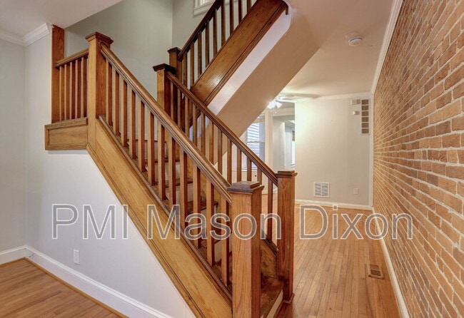 Building Photo - 1416 Riverside Ave