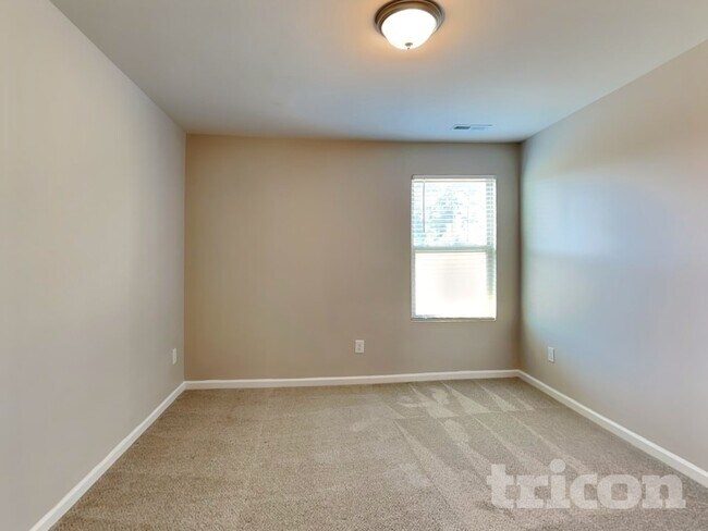 Building Photo - 741 Rolling Creek Cir