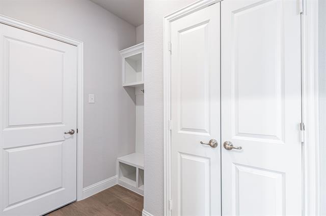 Building Photo - 1725 Blakely Pl