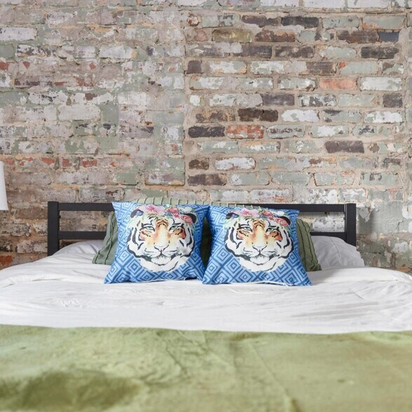 Guest Bed - 14 Bank St