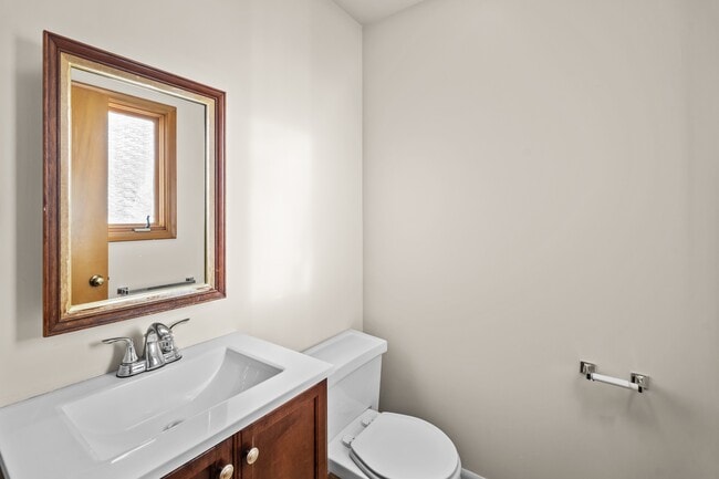 Building Photo - 3735 Heatherdowns Blvd