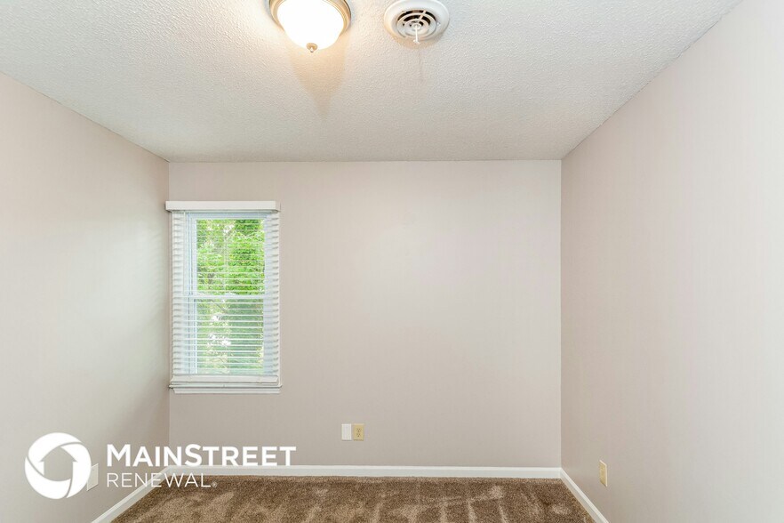 Building Photo - 405 Hunters Ridge Dr