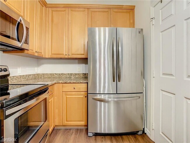 Building Photo - 1807 Concordia Lake Cir