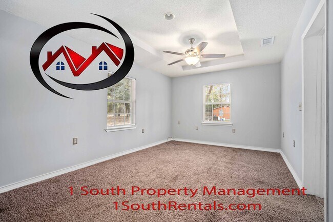 Building Photo - 12180 Franklin Creek Ct