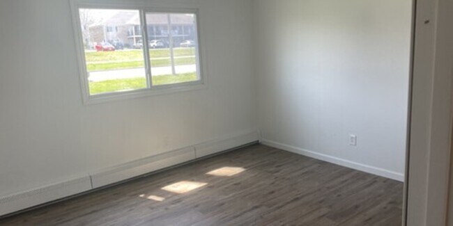 Building Photo - 202 66th Ave Southwest