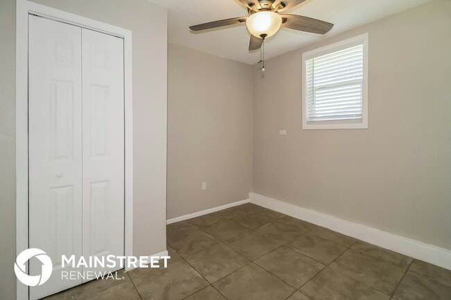 Building Photo - 52 Community Dr