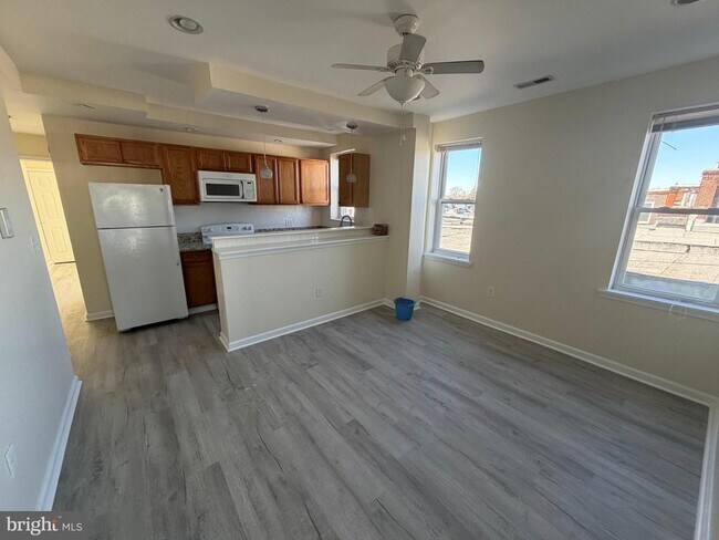 Building Photo - 6118 Washington Ave