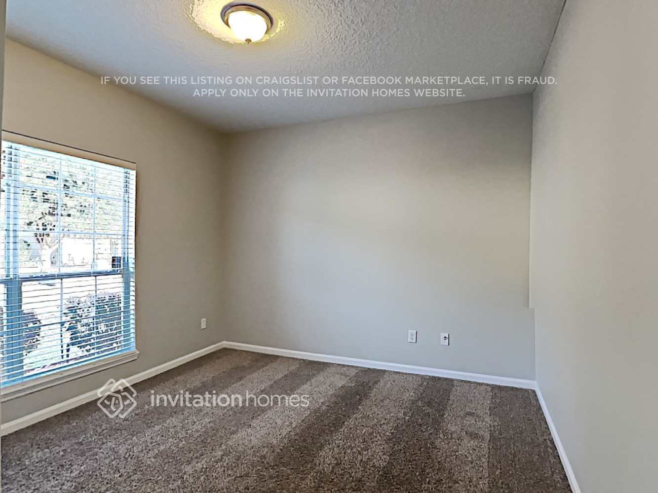 Building Photo - 534 Roserush Ln