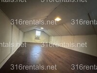 Building Photo - $850- 3 bed 1 bath - Single Family Home