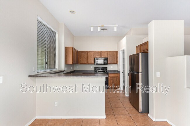 Building Photo - 33411 N Stone Ridge Dr