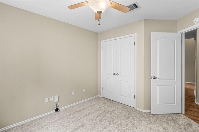 Building Photo - 7172 Ridge Oak Rd