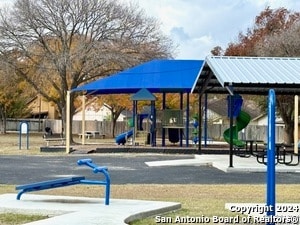 Building Photo - 3420 Ridge Smoke